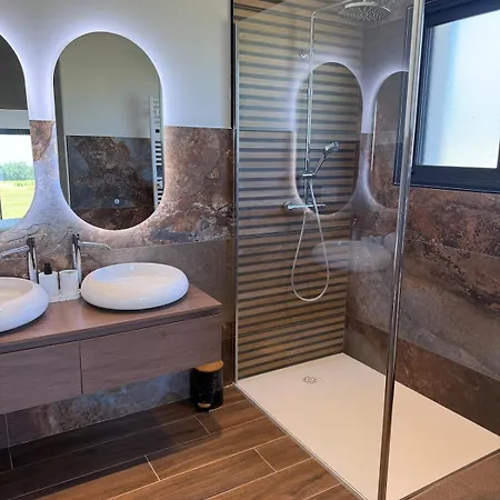 Modern With Private Pool In Bergerac Villa