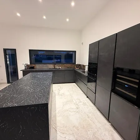 Villa Modern With Private Pool In Bergerac *